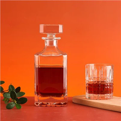 750ml Kristal Cam Likör Şişeleri