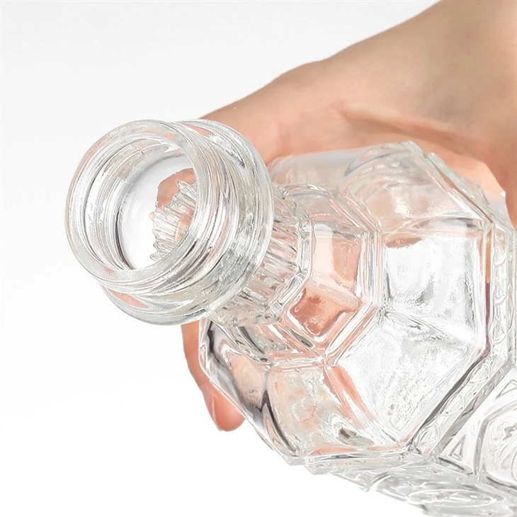 Custom Emboss Transparent Small Capacity Glass Bottles