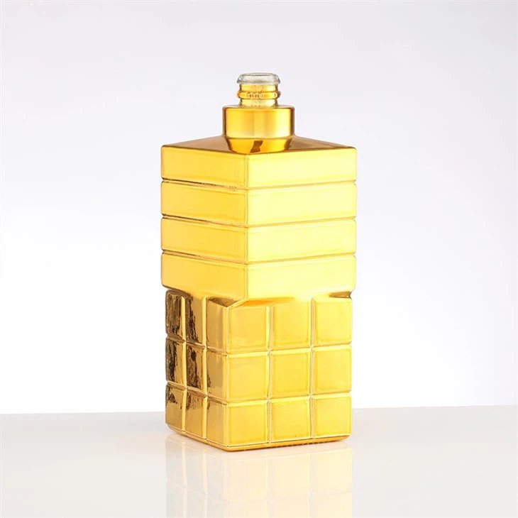 Square Golden Color Whisky Glass Bottle